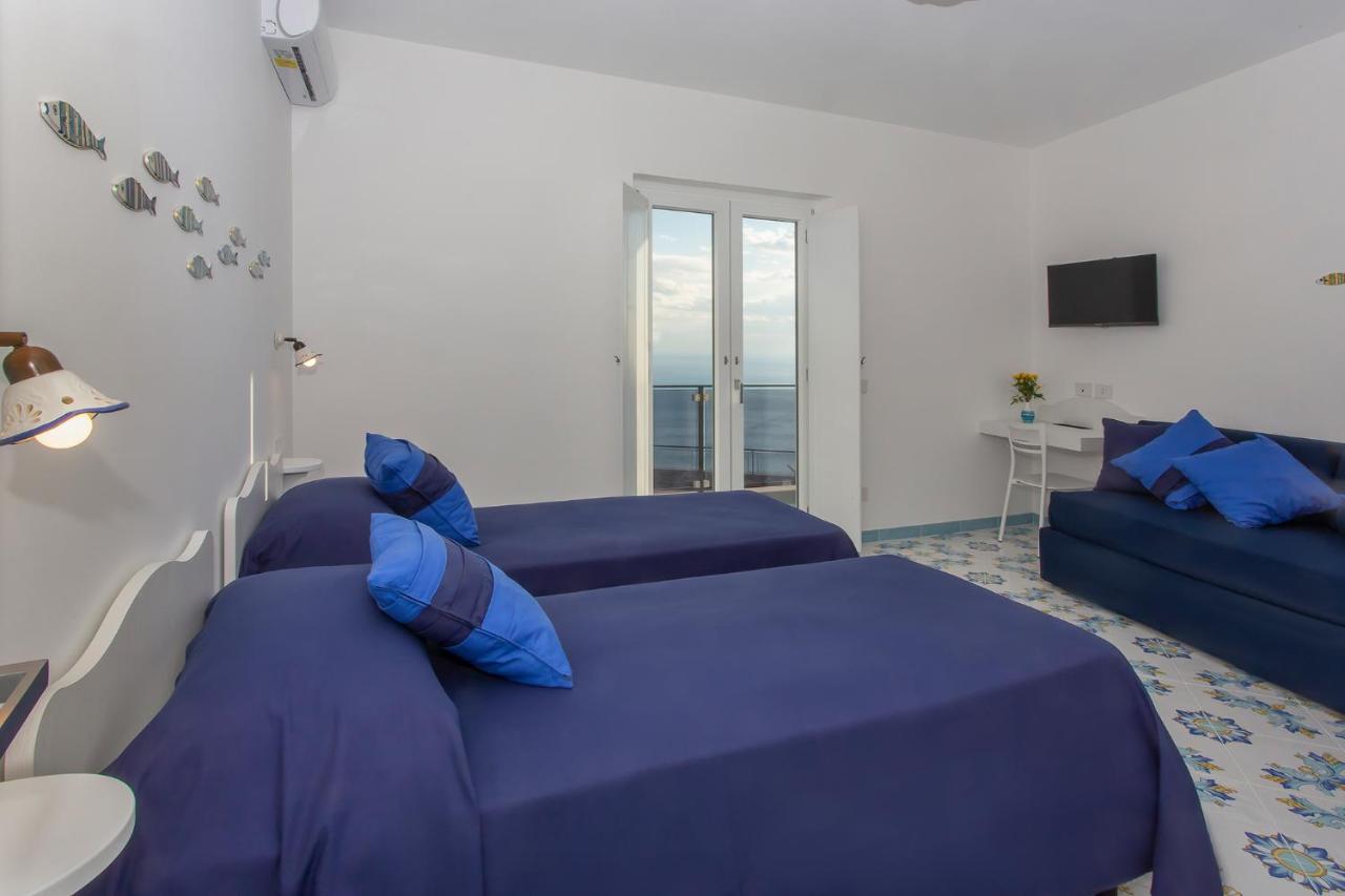 Domus Teresia - Amalfi Coast Lägenhet Furore Exteriör bild