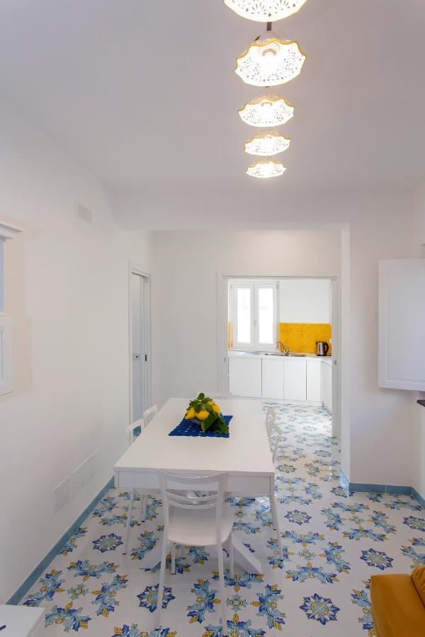 Domus Teresia - Amalfi Coast Lägenhet Furore Exteriör bild