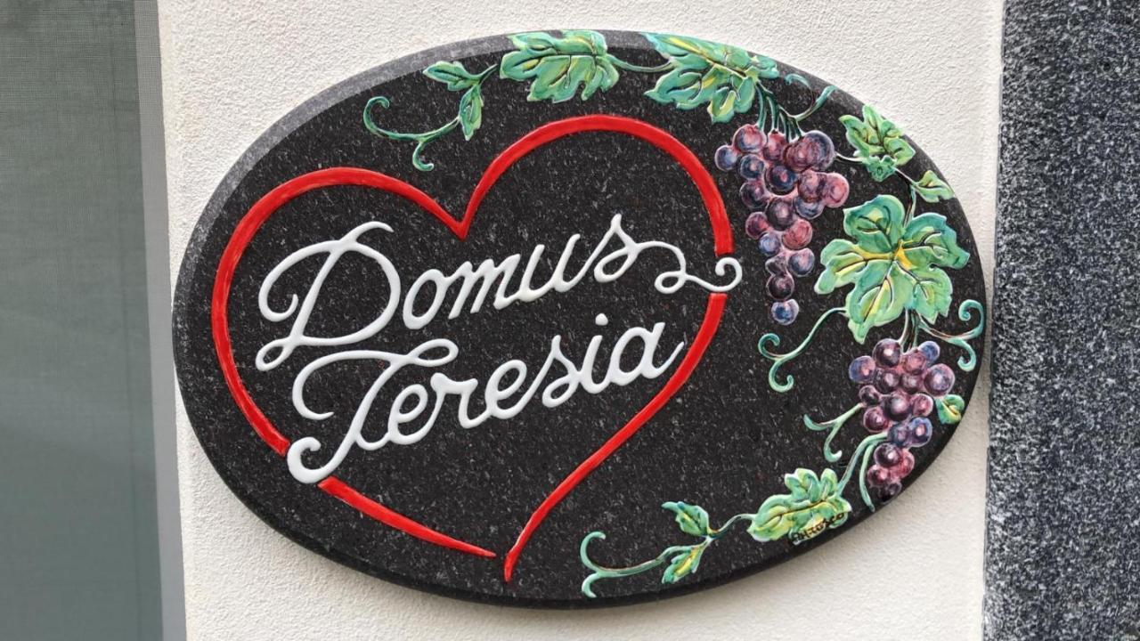 Domus Teresia - Amalfi Coast Lägenhet Furore Exteriör bild
